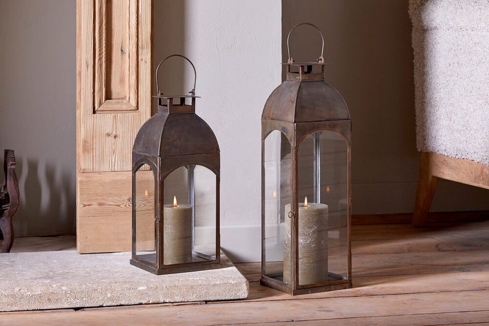 Nivas Lantern - Antique Brass- Small