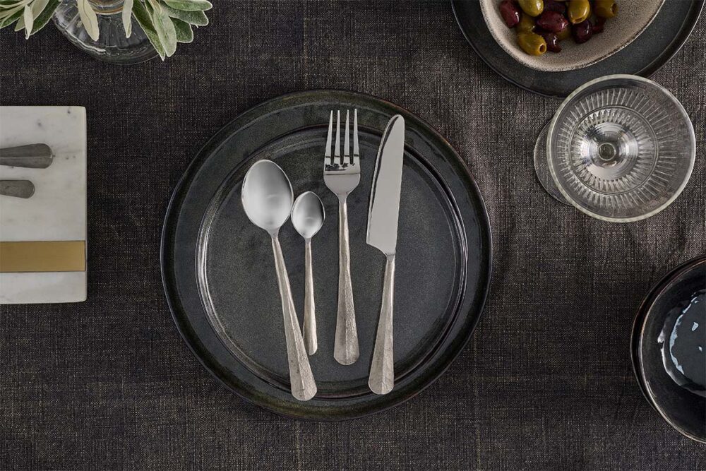 Osko Cutlery Set - Brushed Silver (Set of 16)