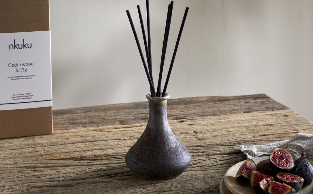 Cedarwood & Fig - Reed Diffuser -Frosted Black- 200ml